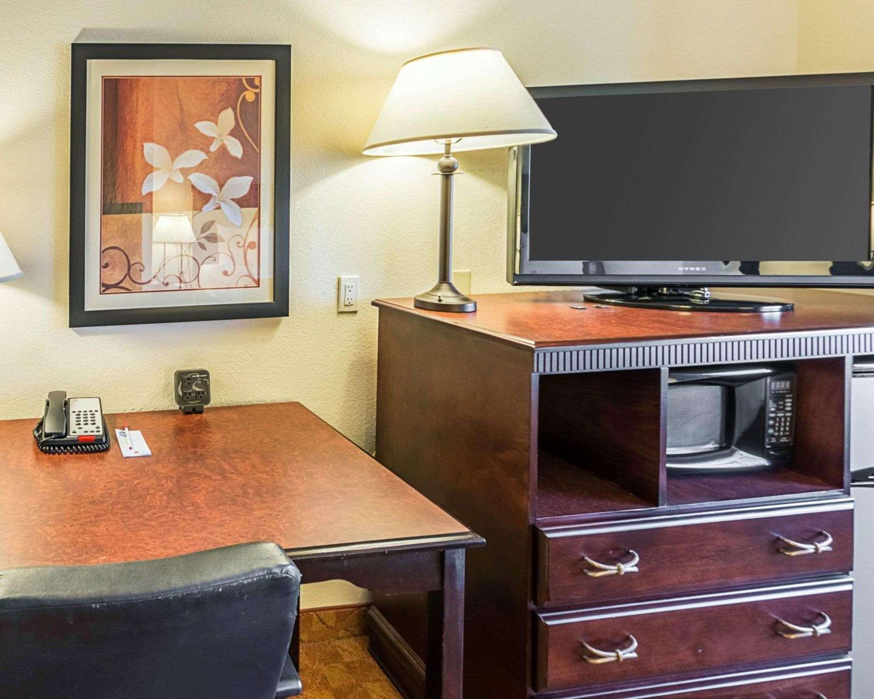 Comfort Suites Гранбъри Екстериор снимка