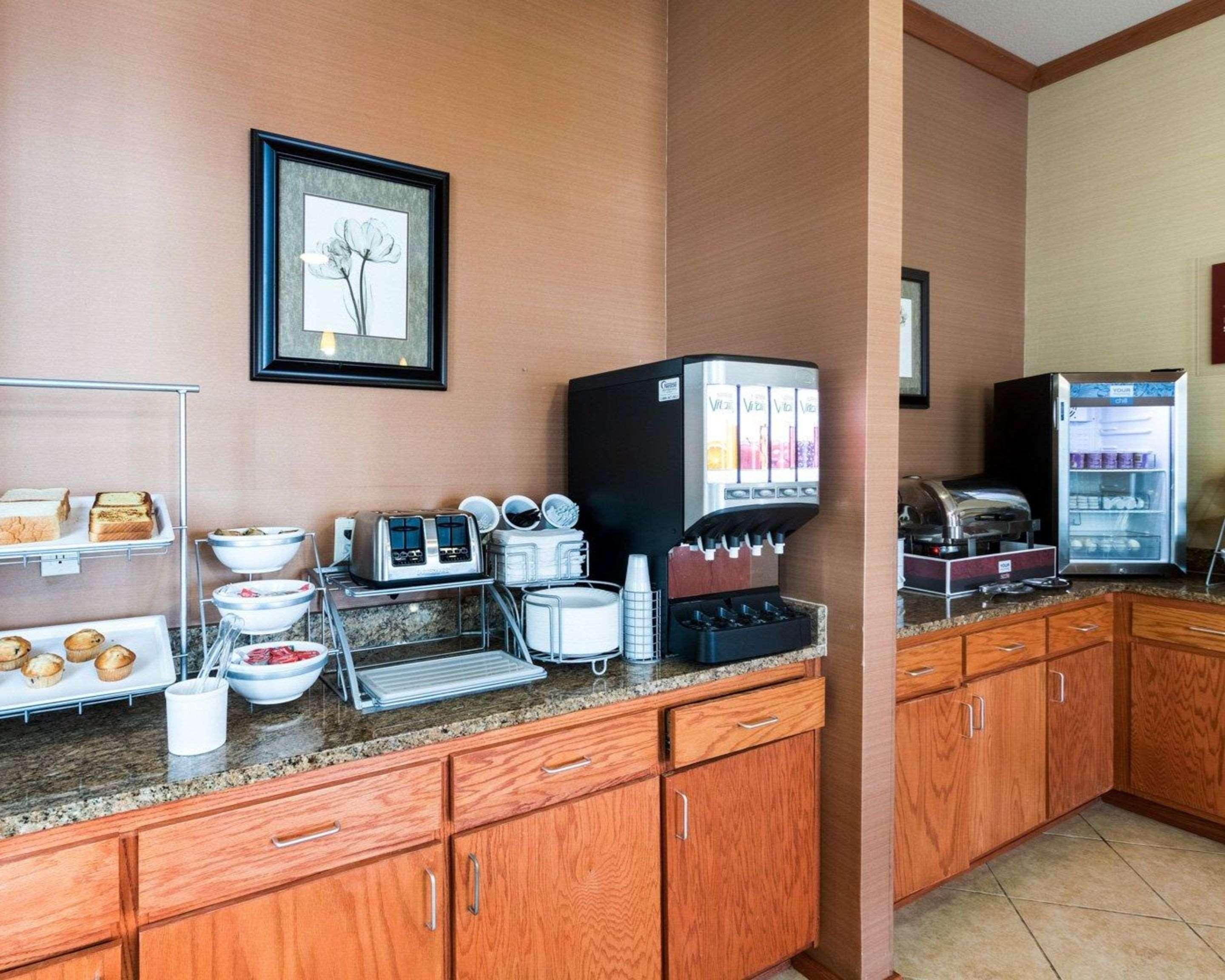 Comfort Suites Гранбъри Екстериор снимка