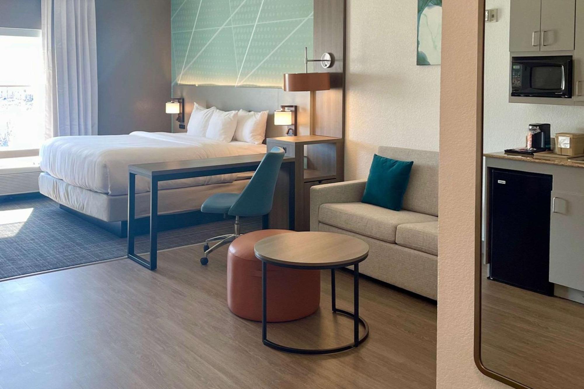 Comfort Suites Гранбъри Екстериор снимка