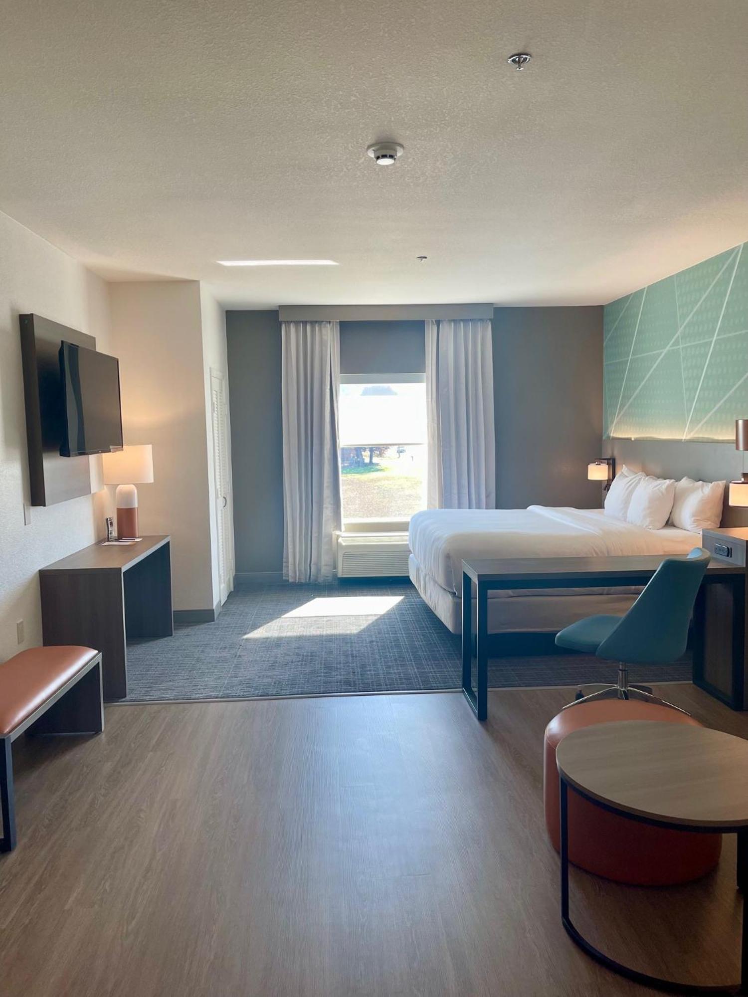 Comfort Suites Гранбъри Екстериор снимка