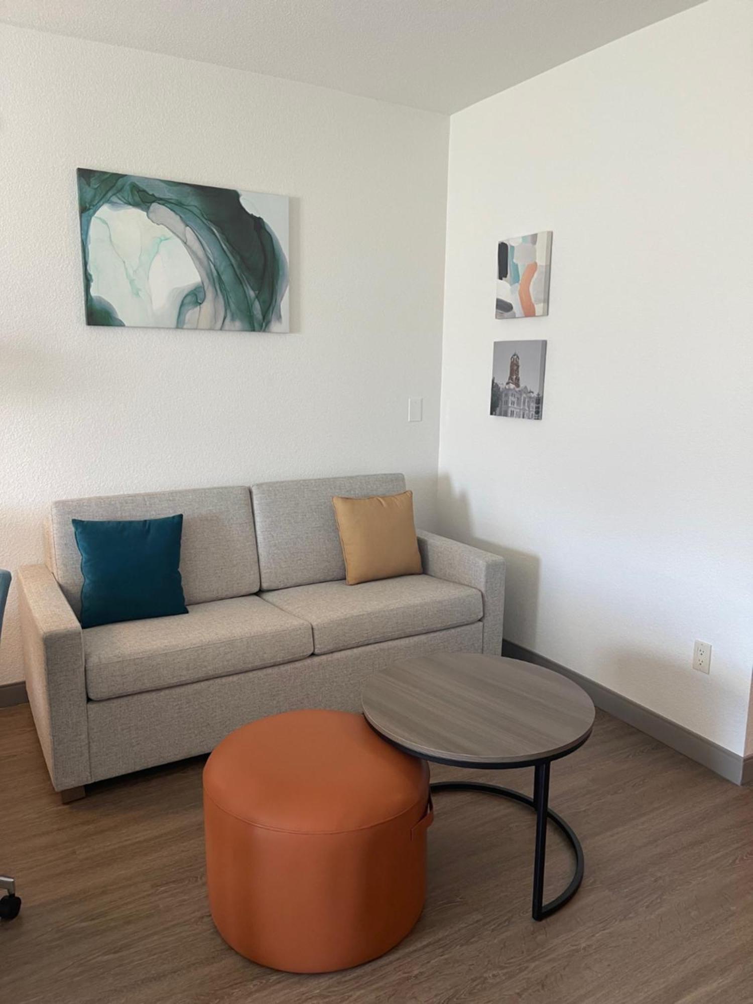 Comfort Suites Гранбъри Екстериор снимка
